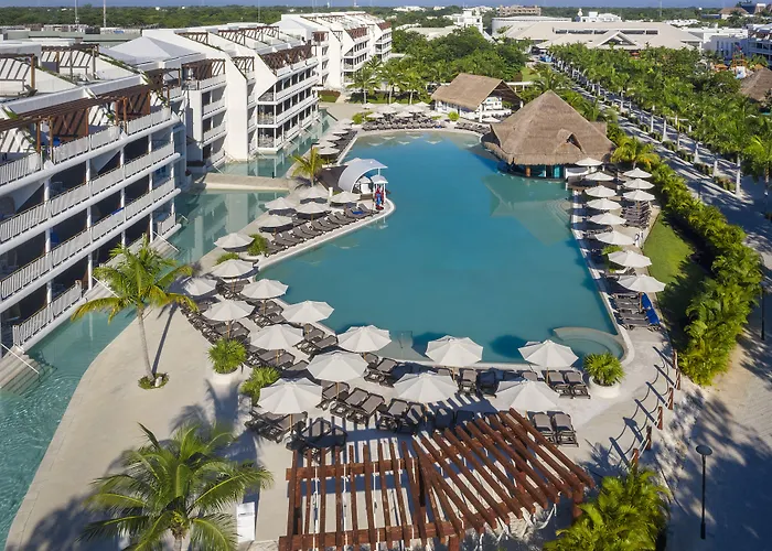 Ocean Riviera Paradise 5*